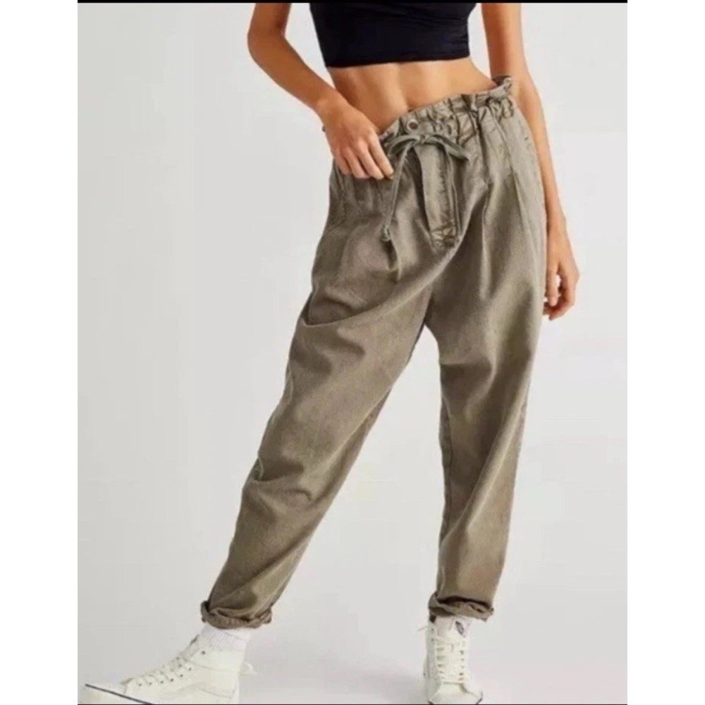 Free People Margate Pleated Trouser Pants Paperbag High Rise Relaxed Green Sz M